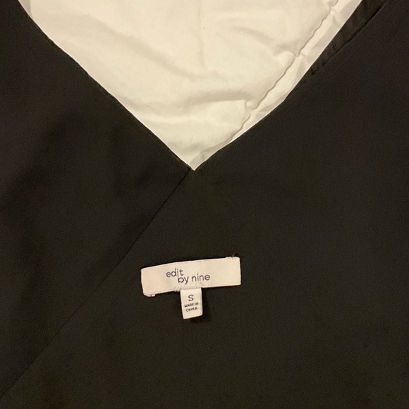 Sleek Black Lace Chemise - Picture 9 of 11